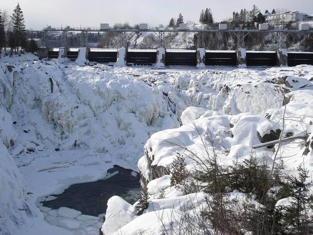 Travelodge By Wyndham Grand Falls Eksteriør bilde